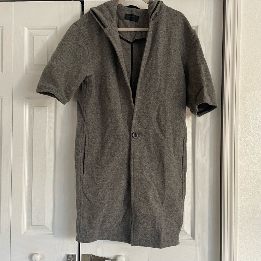 Represent Fear Of Gray Mens Wool coat 
Fear of God Gray Hooded Coat